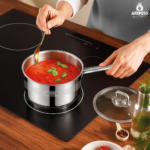 Casserole/pot à lait Amboss Saphire en acier inoxydable avec couvercle en verre, 18 cm